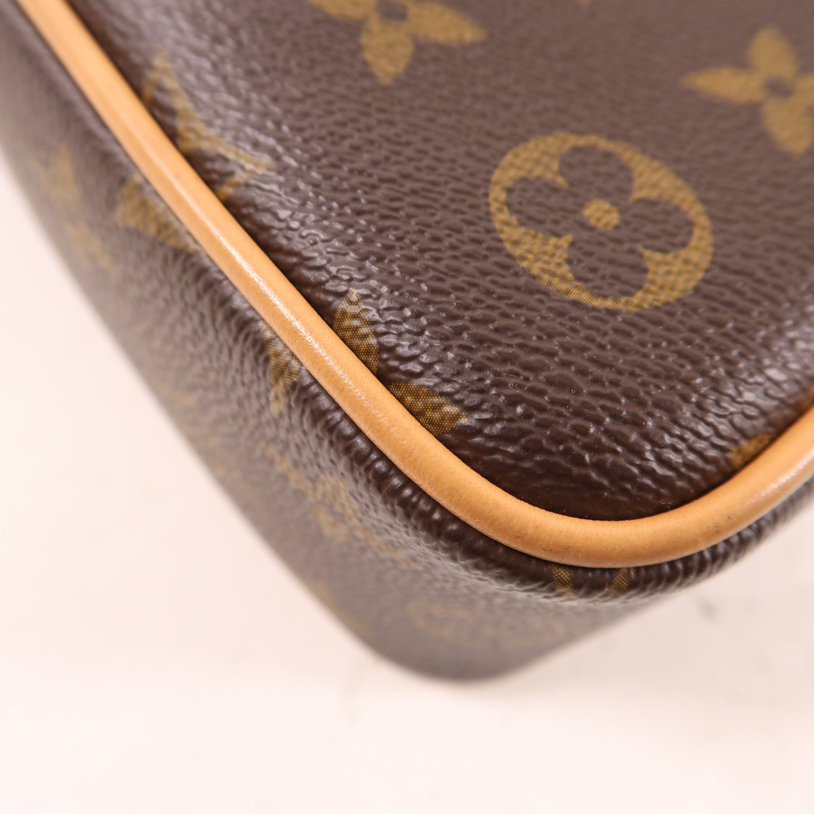 LOUIS VUITTON Monogram Game On Sac Coeur金扣肩背袋棕色