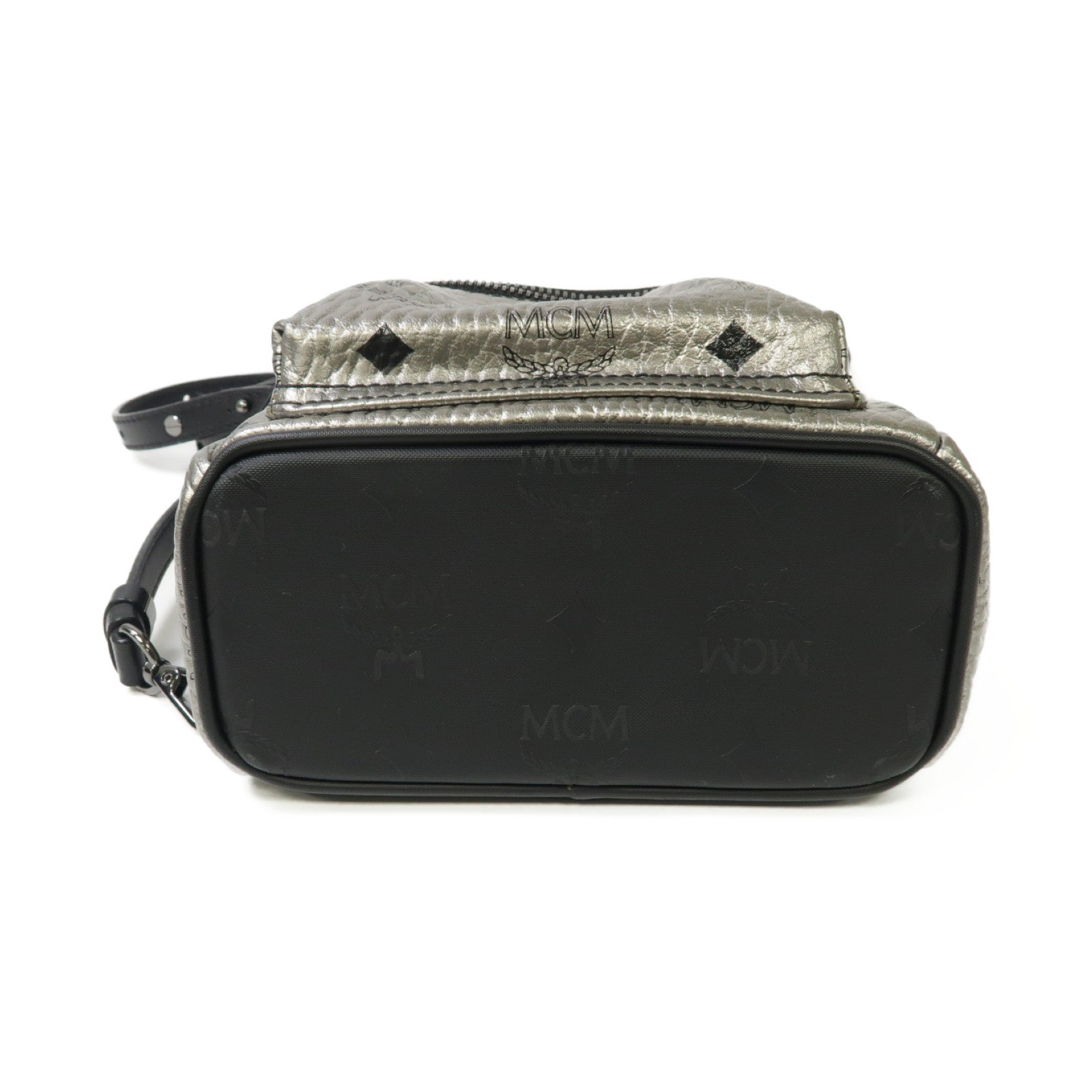 MCM 【激減優惠】牛皮皮革Backpack銀扣背包銀色黒色