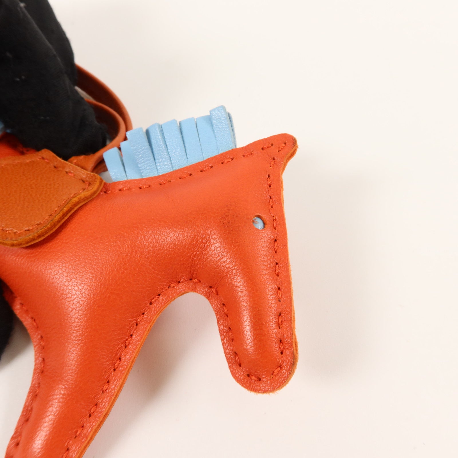 HERMES Milo皮革Rodeo PM掛飾Capucine/Celeste/Cornaline