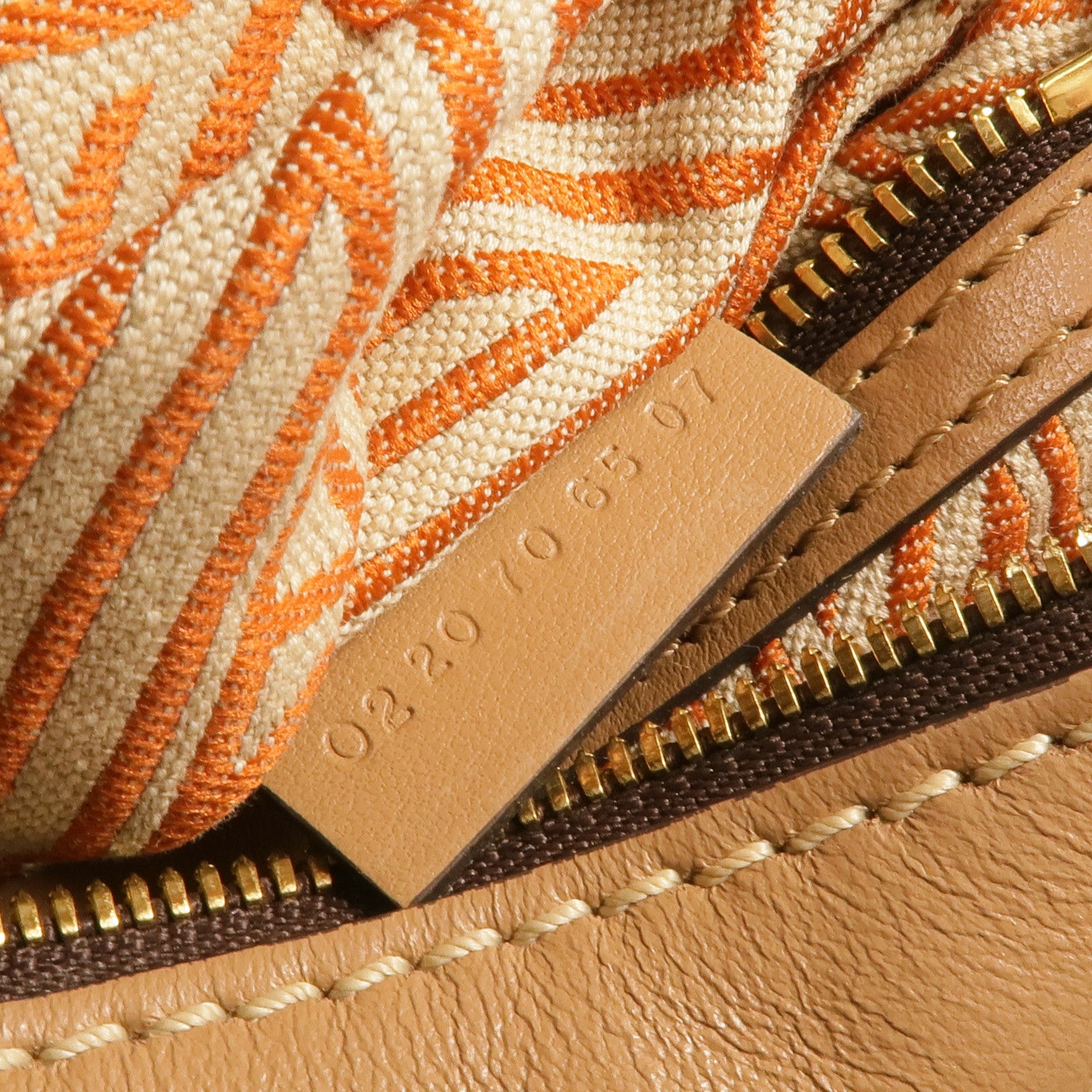 Chloe 牛皮皮革Small Daria Bag金扣手挽肩背兩用袋