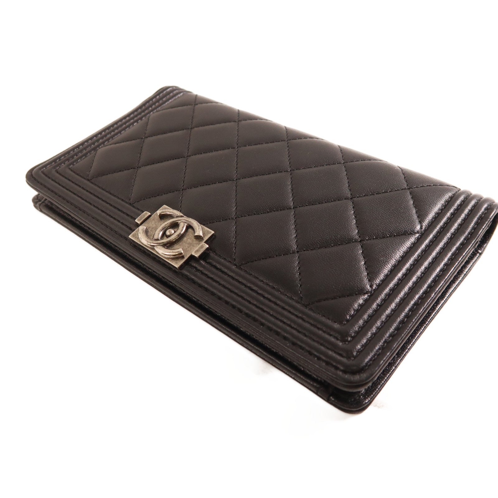 CHANEL 羊皮皮革Boy Wallet黑色