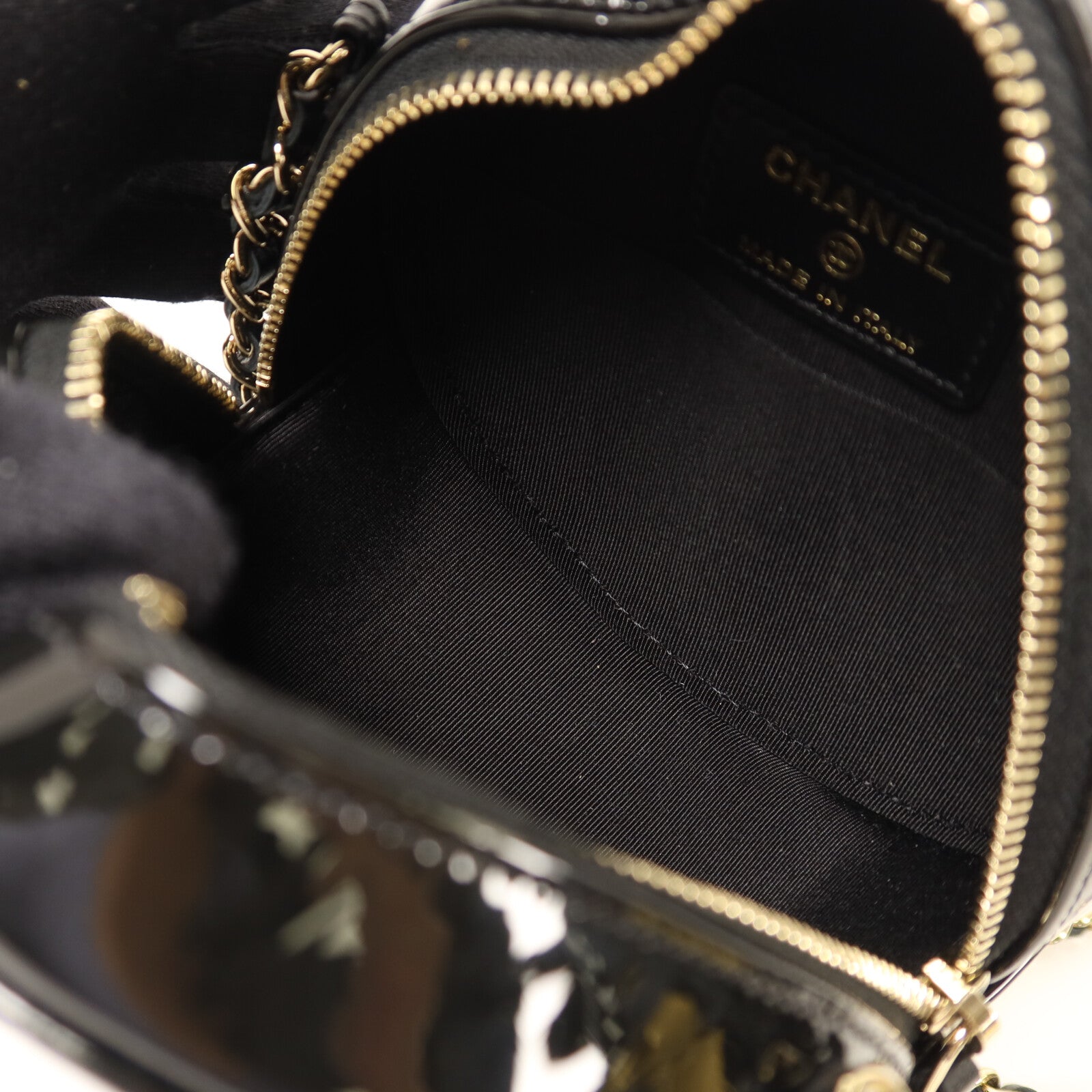 CHANEL 漆皮皮革Chain Shoulder鏈帶肩背袋