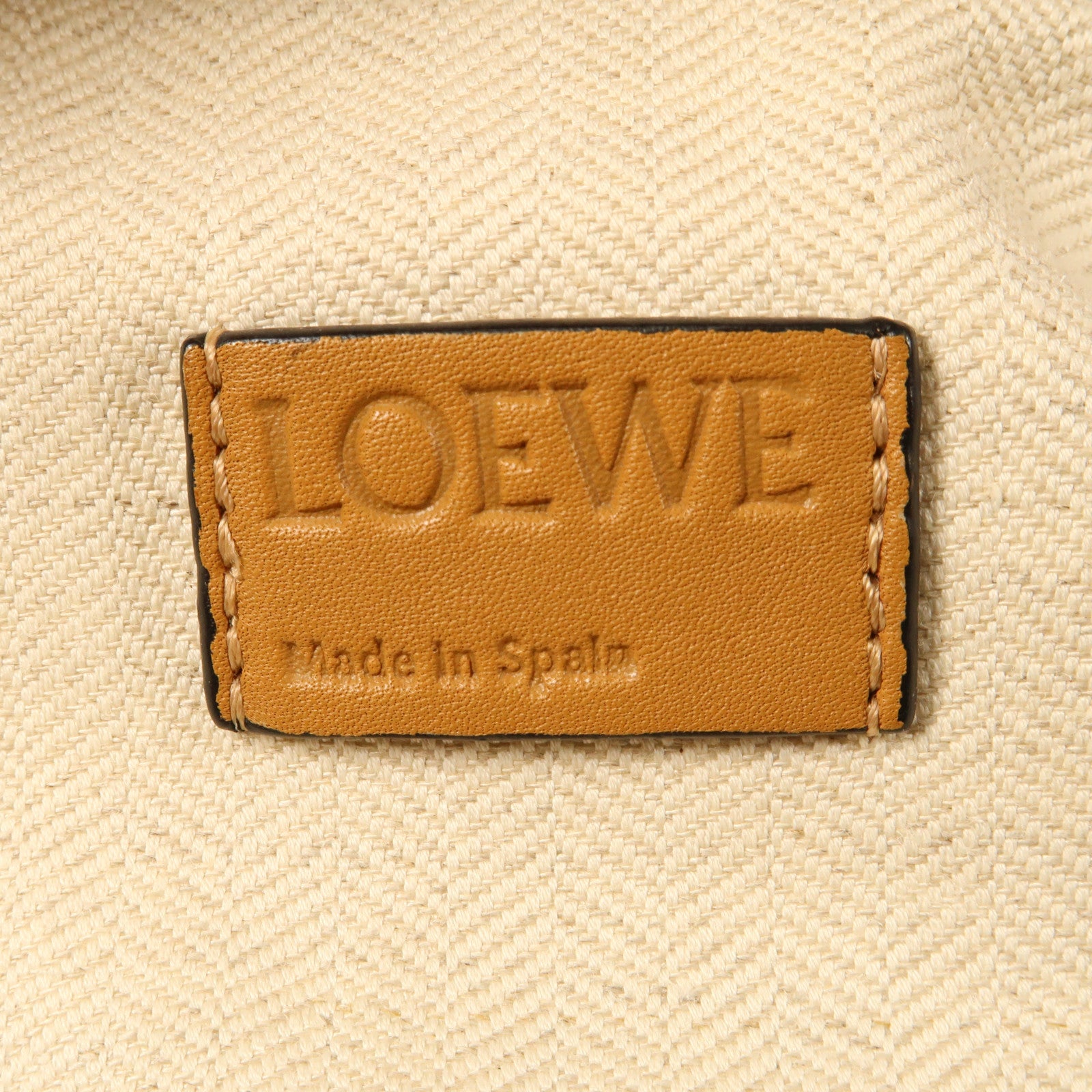 LOEWE 羊皮皮革Flamenco Medium金扣肩背袋