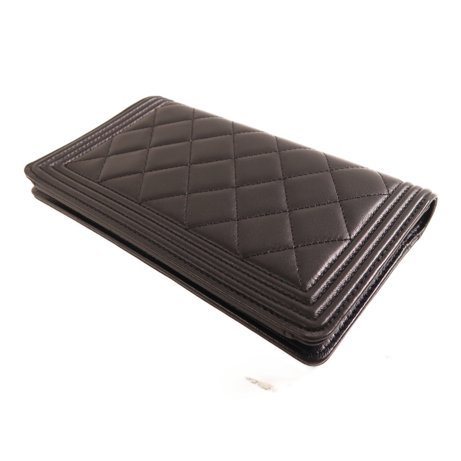 CHANEL 羊皮皮革Boy Wallet黑色