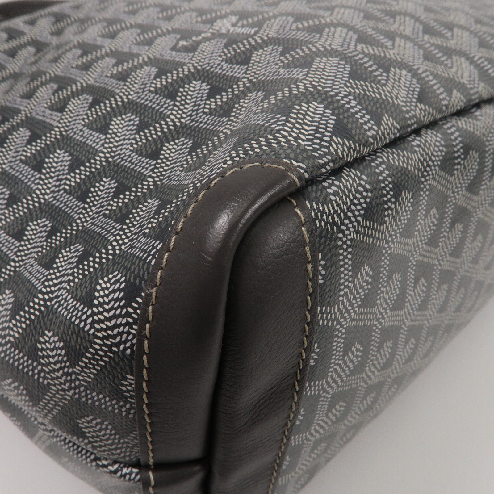 GOYARD 塗層帆布Artois PM肩背袋