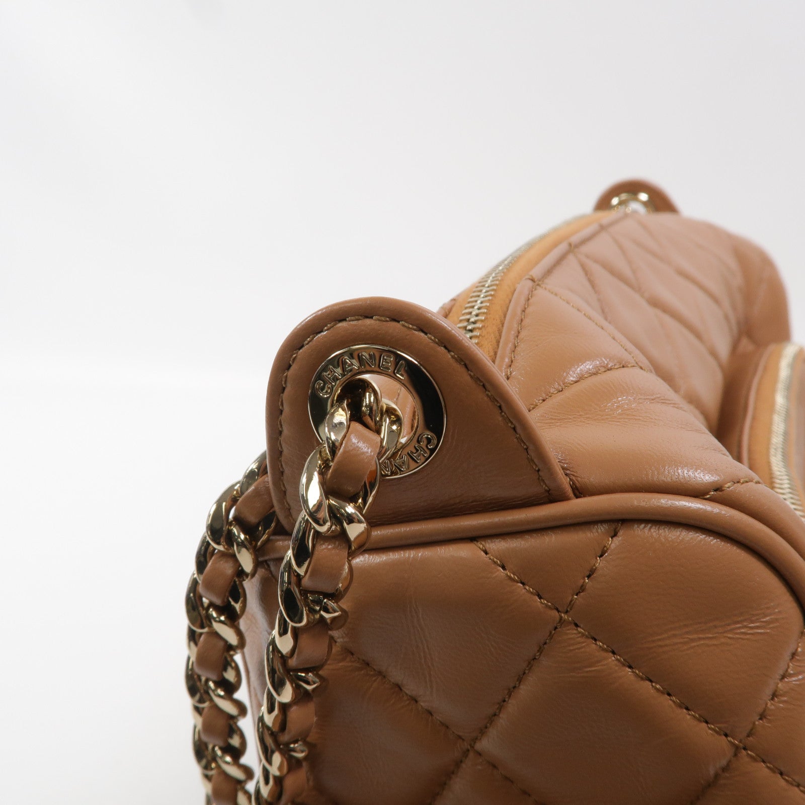 CHANEL 羊皮皮革24K Camera Bag鏈帶肩背袋