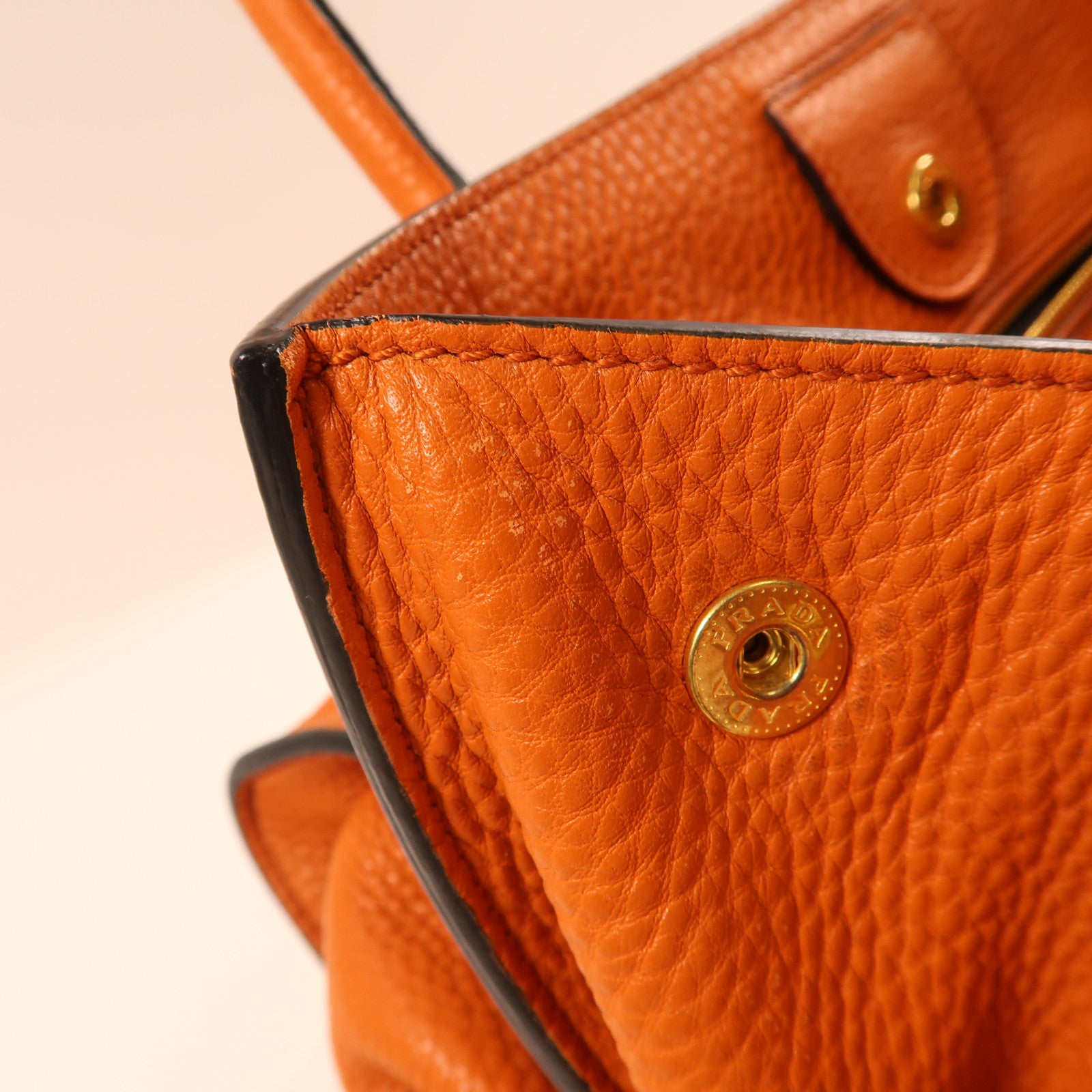 PRADA 牛皮皮革2 Way Shoulder金扣手挽肩背兩用袋橙色