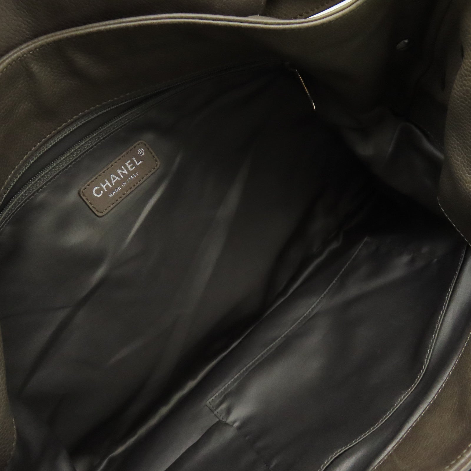 CHANEL 【激減優惠】菱格牛皮皮革Shoulder Bag銀扣肩背袋軍綠色