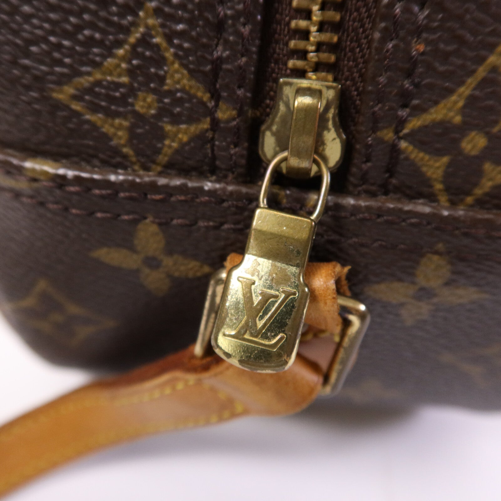 LOUIS VUITTON Monogram Blois金扣肩背袋