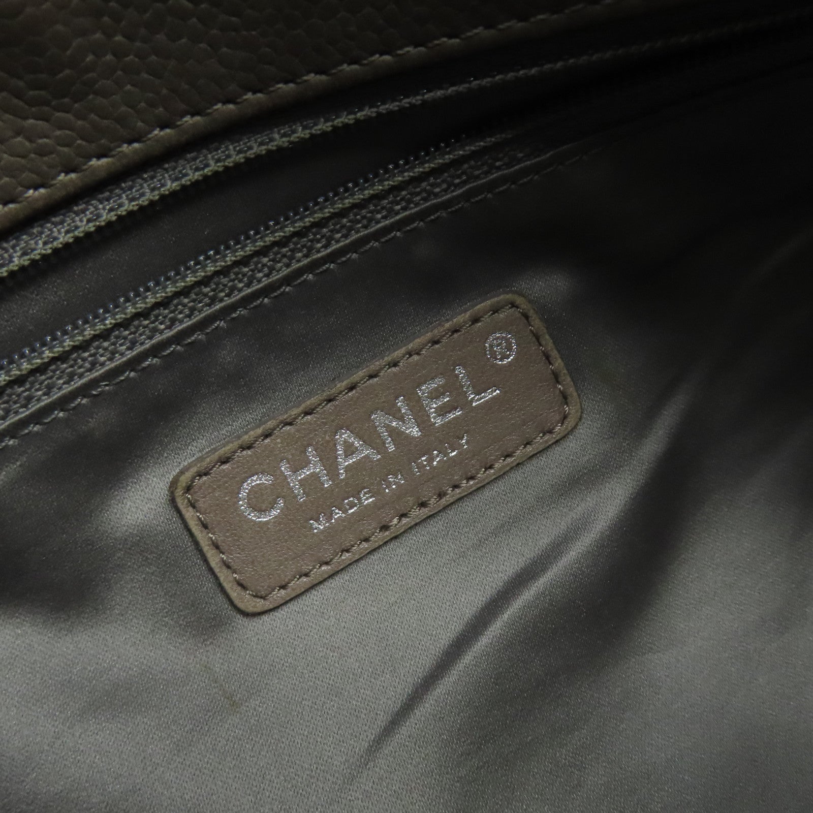 CHANEL 【激減優惠】菱格牛皮皮革Shoulder Bag銀扣肩背袋軍綠色