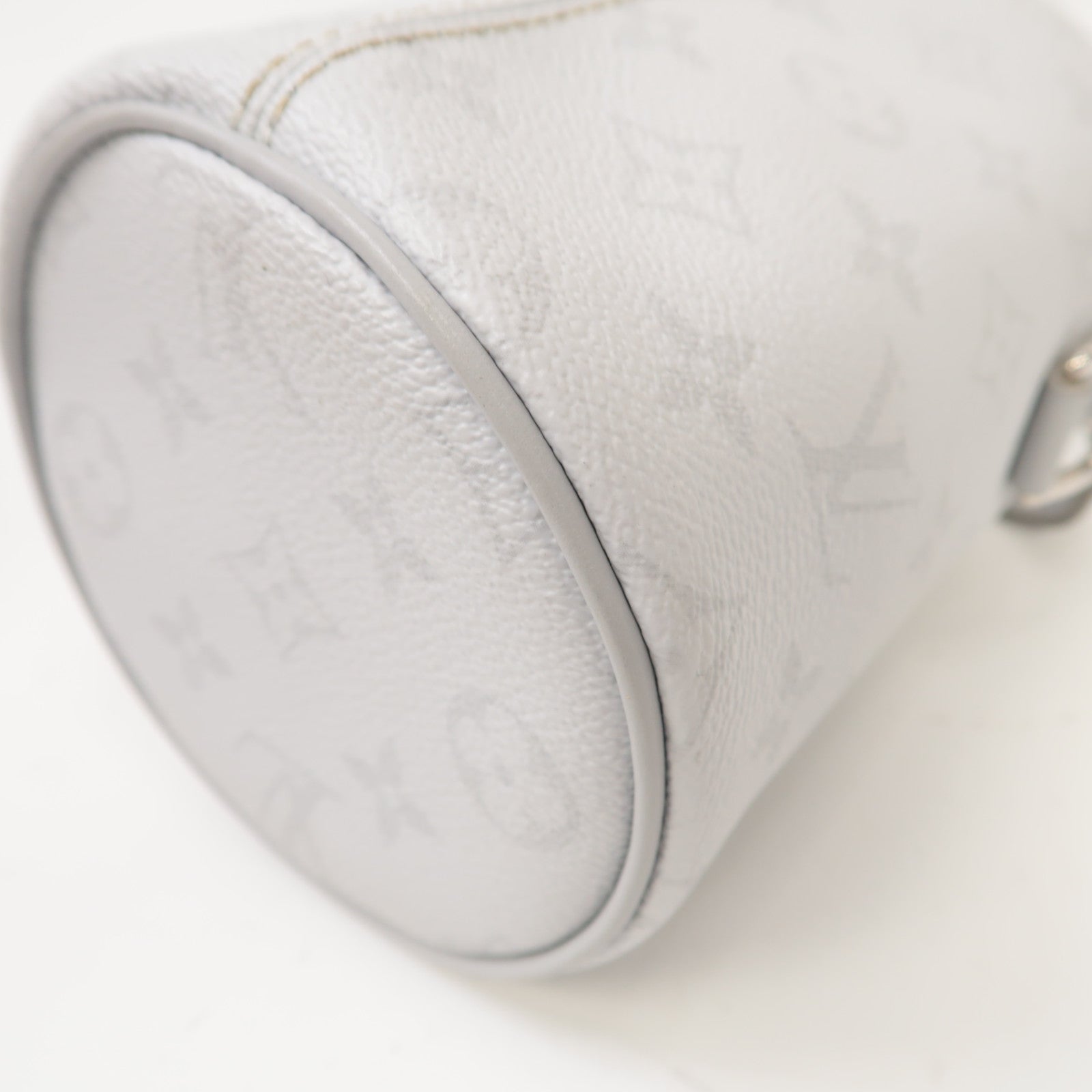 LOUIS VUITTON LV SHW Chalk Nano Shoulder Bag M44631 White Monogram White Grey