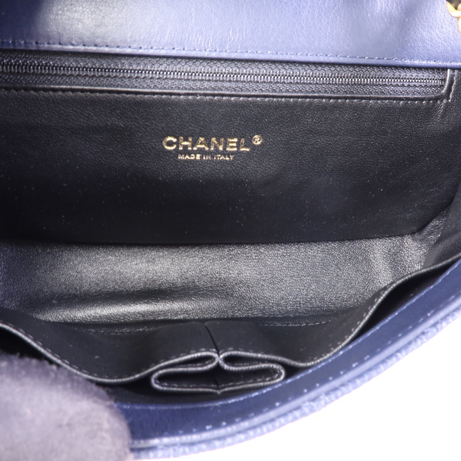 CHANEL 牛皮皮革CC Filigree金扣鏈帶肩背袋