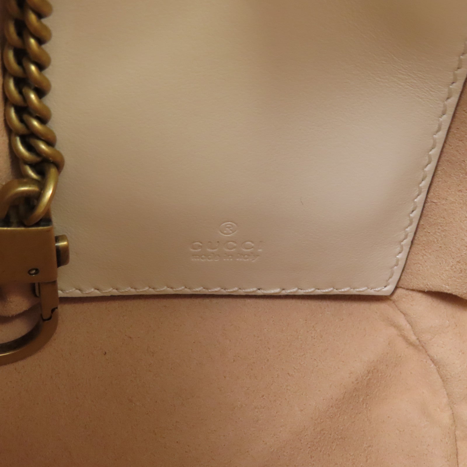 GUCCI 【激減優惠】牛皮皮革GG Marmont金扣鏈帶肩背袋白色