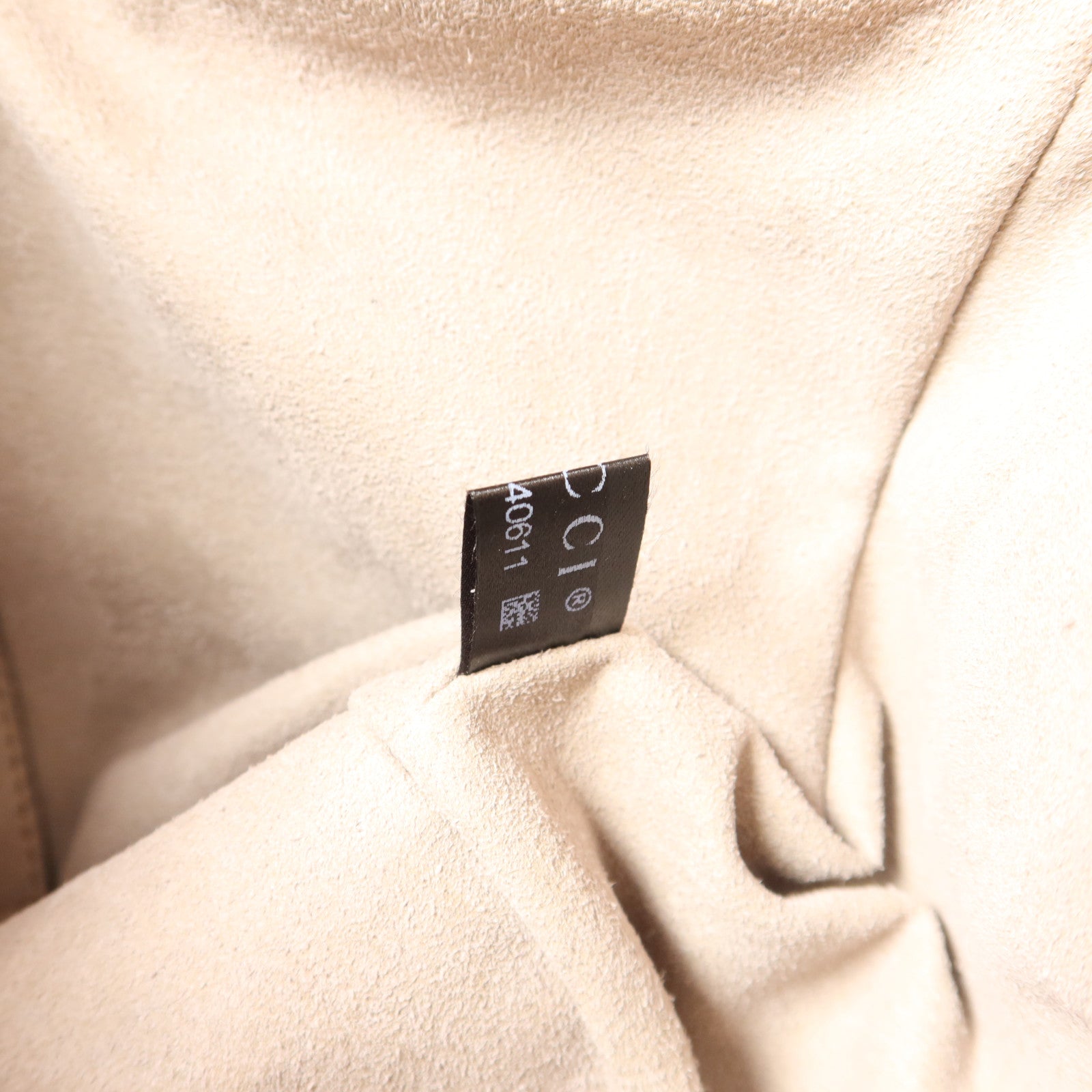 GUCCI 牛皮皮革GG Marmont Bucket Bag金扣肩背袋