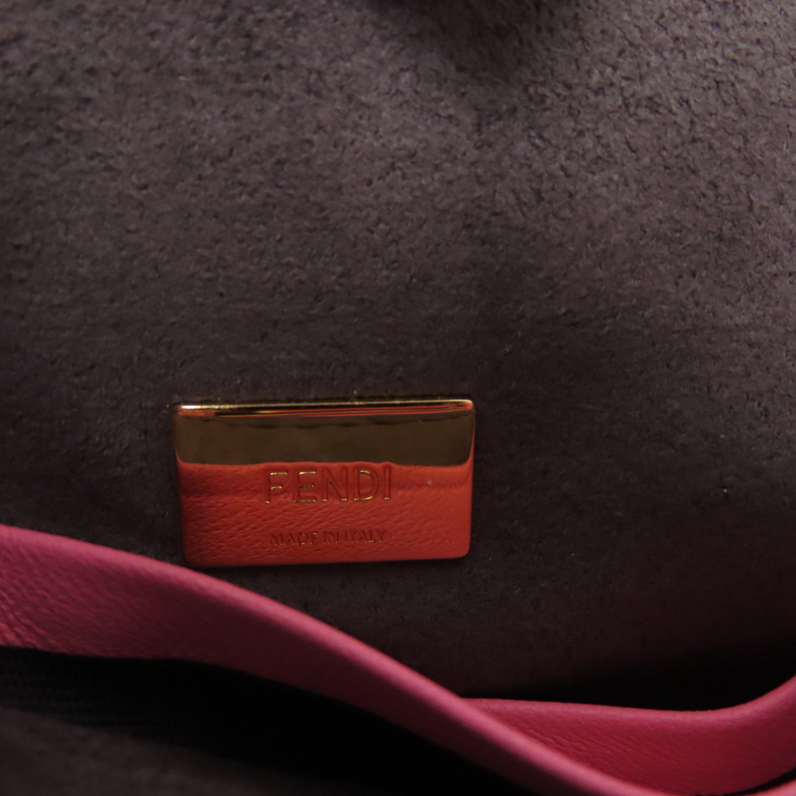 FENDI 【激減優惠】牛皮皮革Micro Peekaboo金扣肩背袋