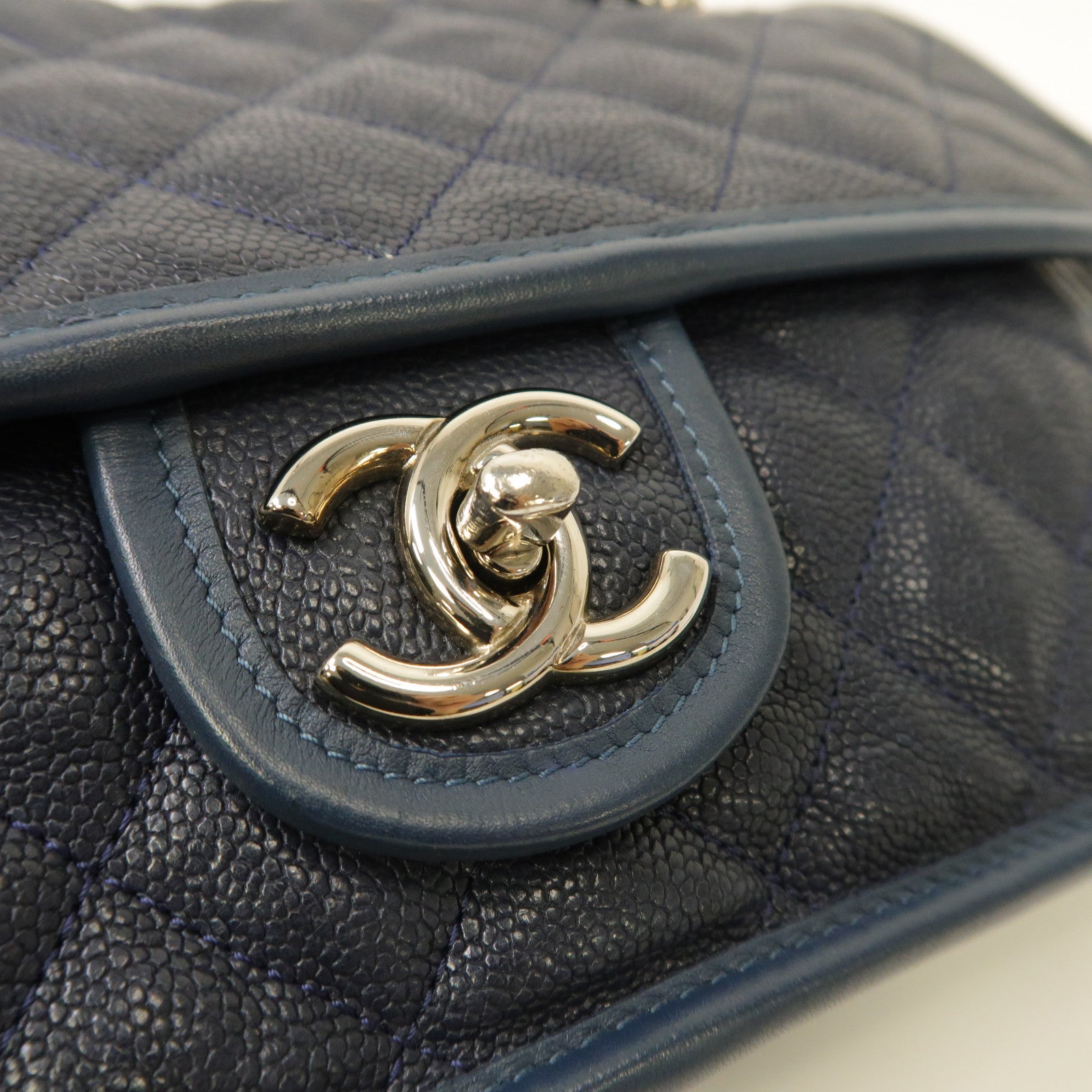 CHANEL 菱格皮革Shoulder Bag銀扣鏈帶肩背袋藍色