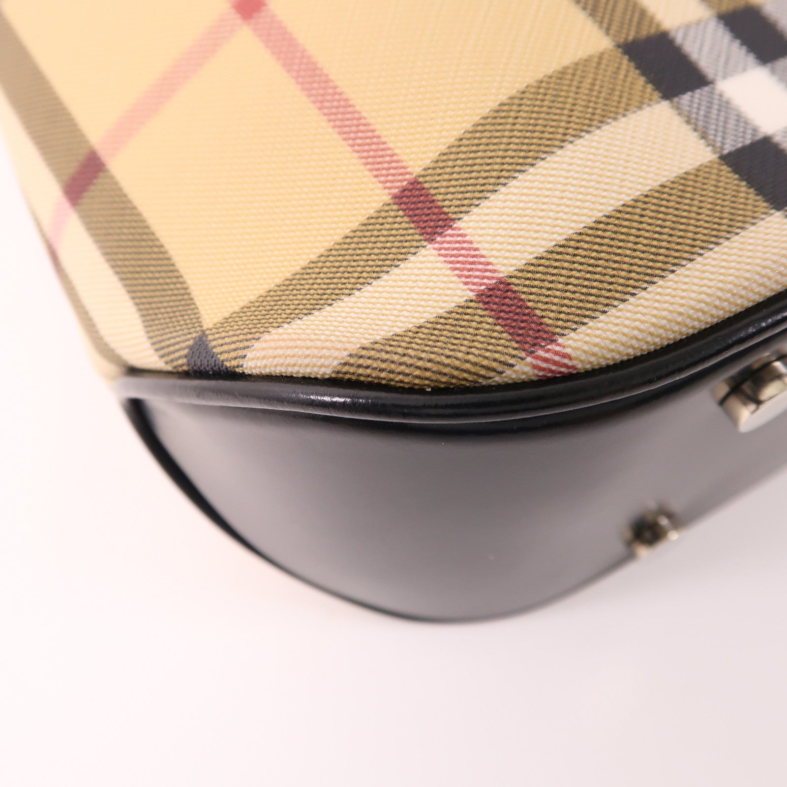BURBERRY 帆布Hand Bag銀扣手挽袋