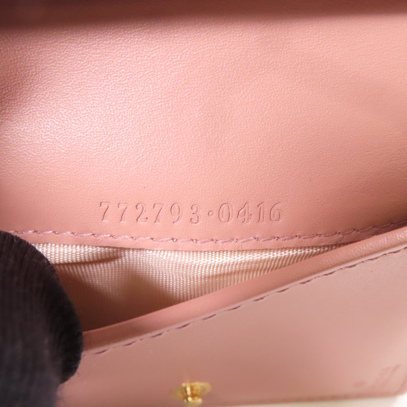 GUCCI 牛皮皮革Pocketbook金扣錢包粉紅色