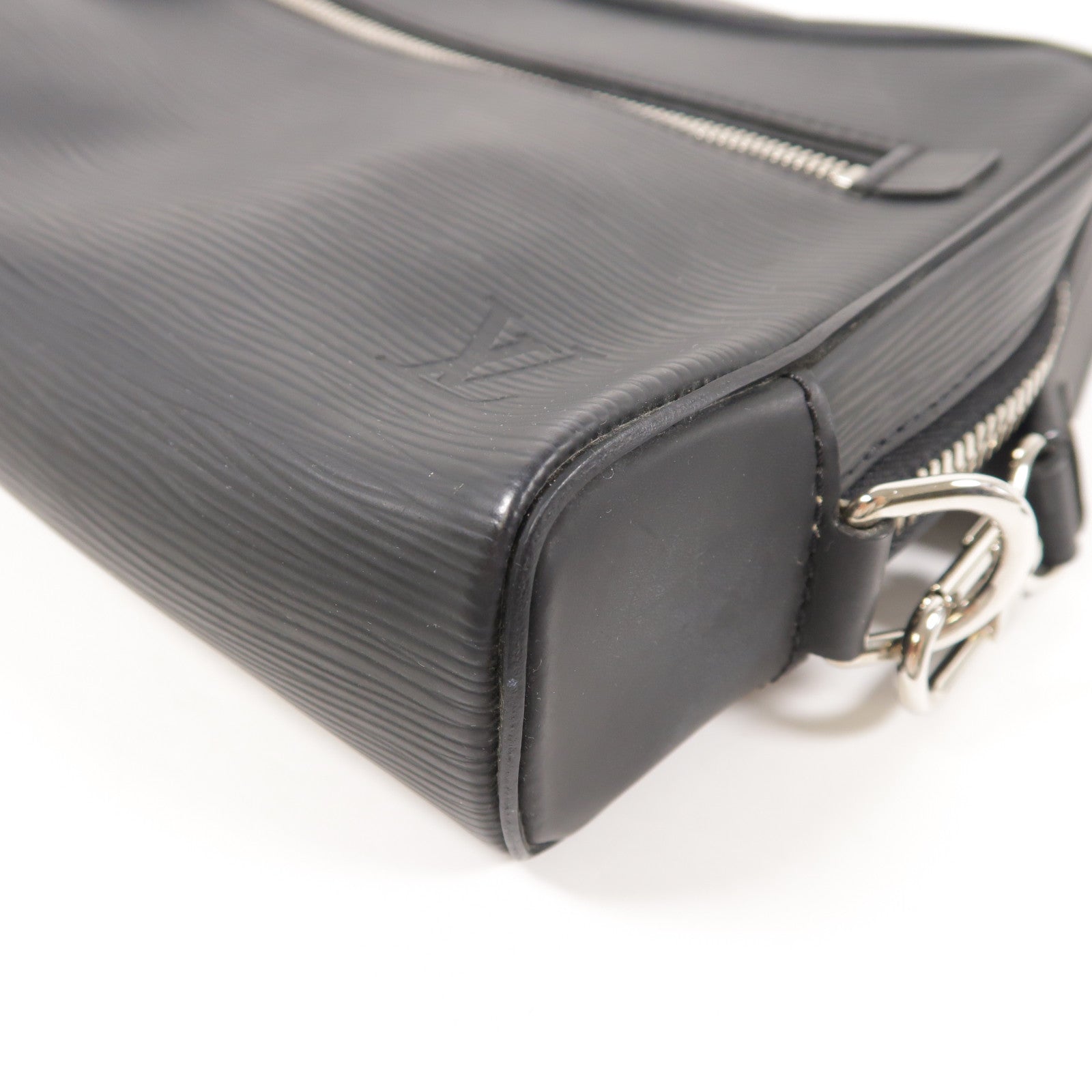 LOUIS VUITTON Epi Pochette Kasai銀扣手拿包