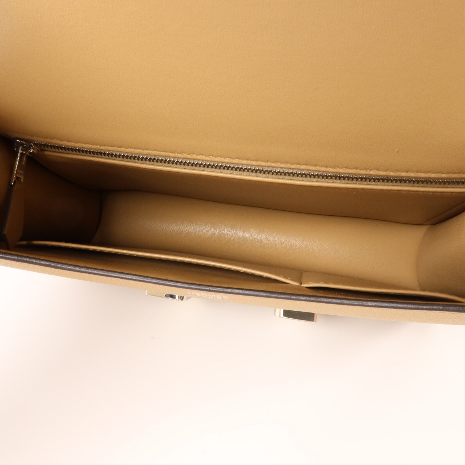 HERMES Epsom皮革Constance 24肩背袋Chai