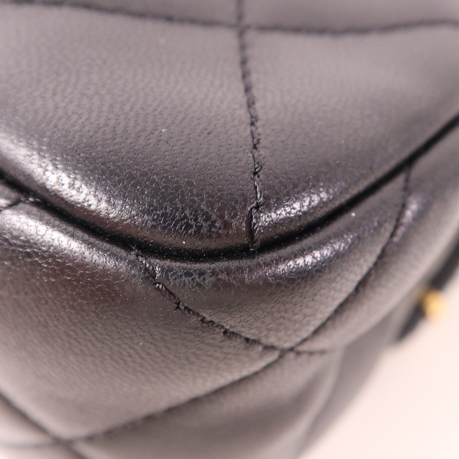 CHANEL 牛皮皮革Pearl Hairpin Badge肩背袋