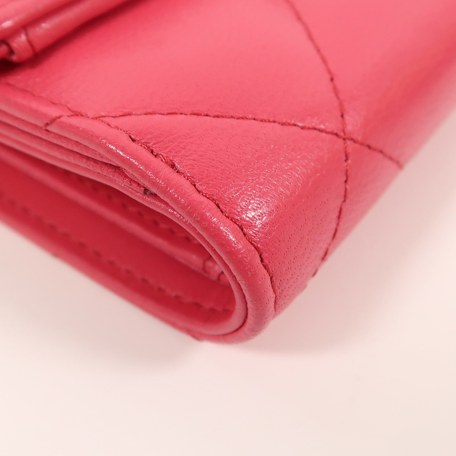 CHANEL 羊皮皮革Chanel 19 Wallet金扣錢包