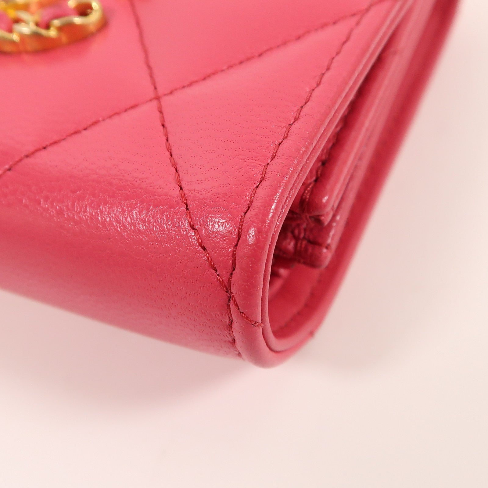 CHANEL 【激減優惠】羊皮皮革Chanel 19 Wallet金扣錢包