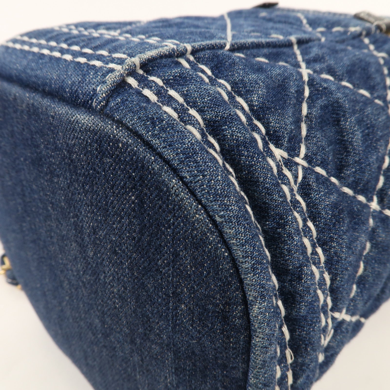 CHANEL 牛仔布Vanity Bag金扣手挽肩背兩用袋