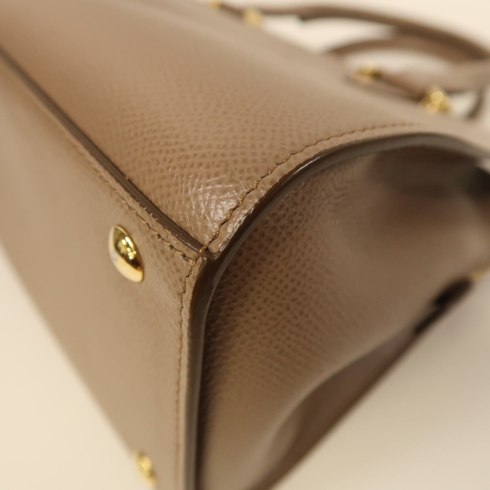 Salvatore Ferragamo 牛皮皮革Shoulder Bag金扣手挽肩背兩用袋啡色