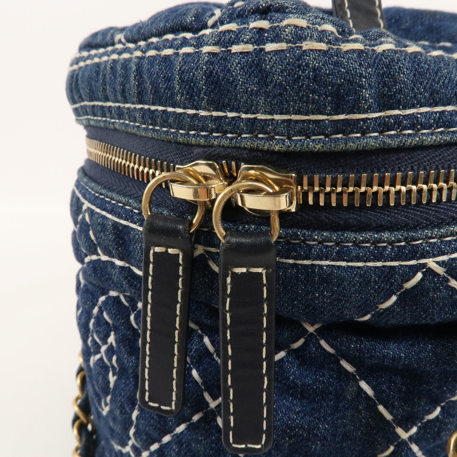 CHANEL 牛仔布Vanity Bag金扣手挽肩背兩用袋