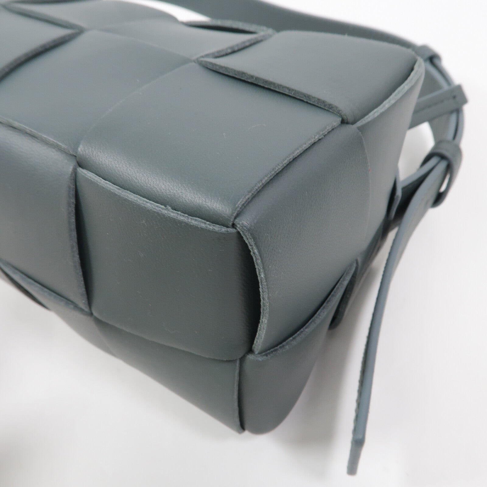 BOTTEGA VENETA 羊皮皮革Brick Cassette肩背袋