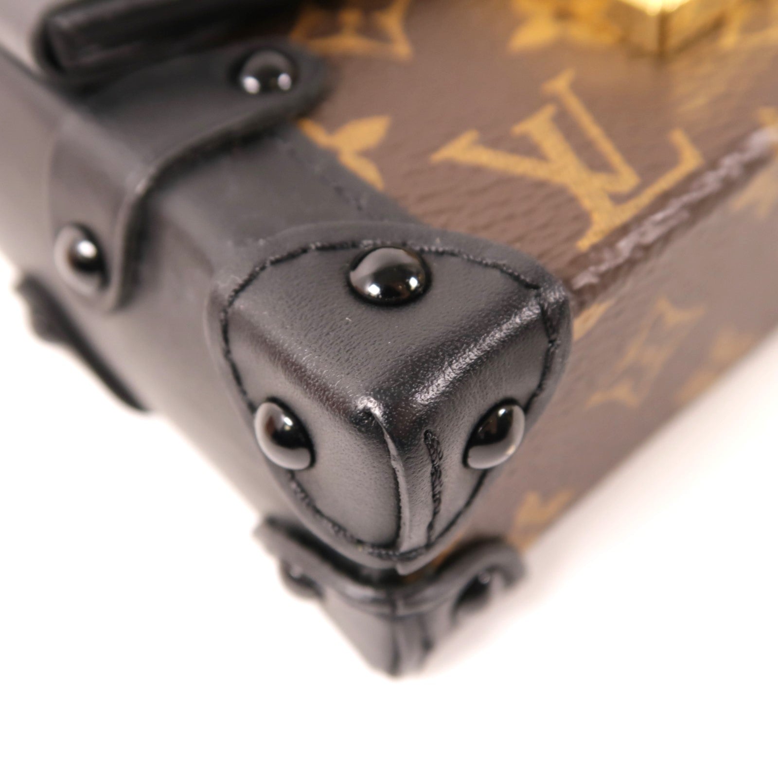 LOUIS VUITTON Monogram Mini Essential Trunk金扣鏈帶肩背袋