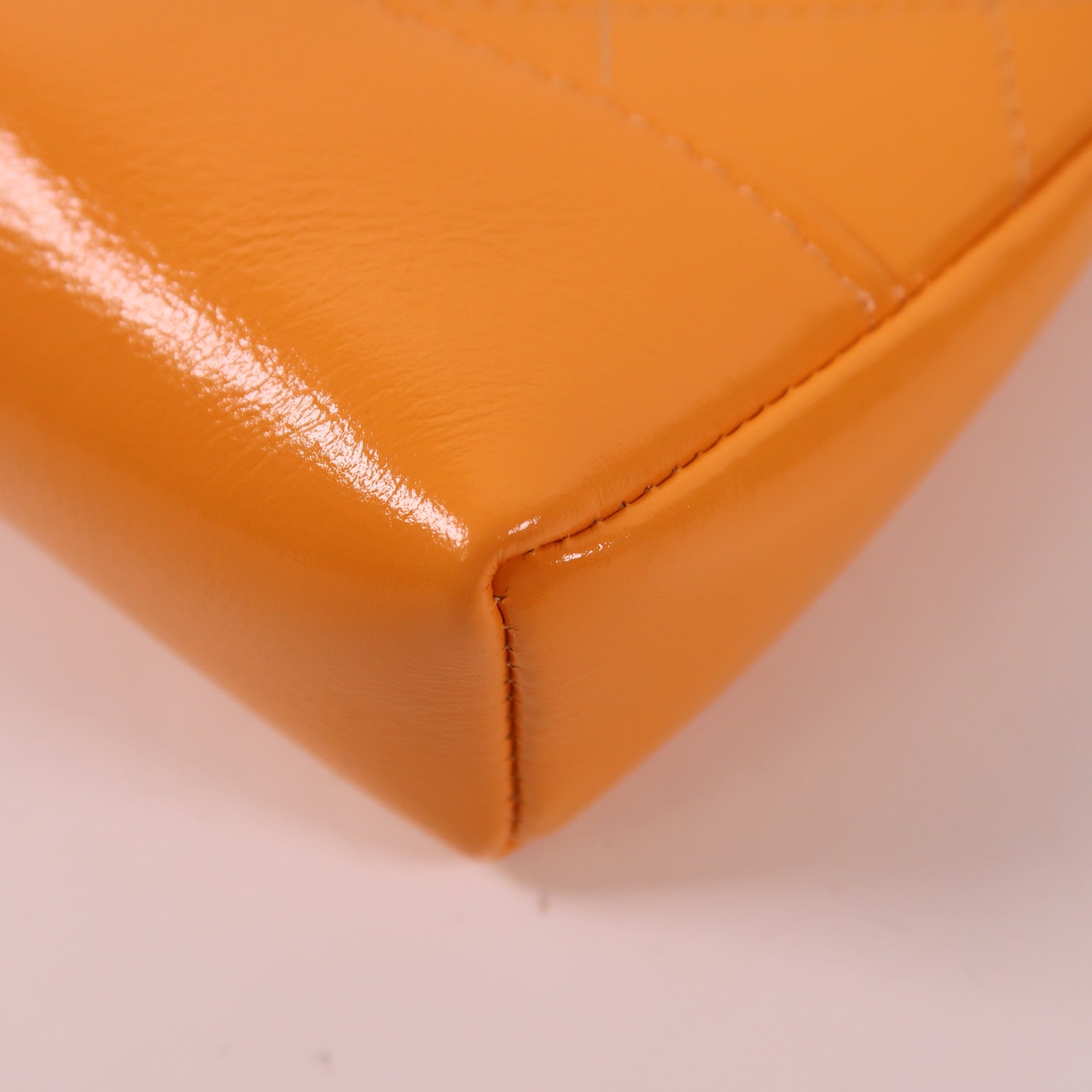 CHANEL 牛皮皮革Mini 31金扣手挽肩背兩用袋