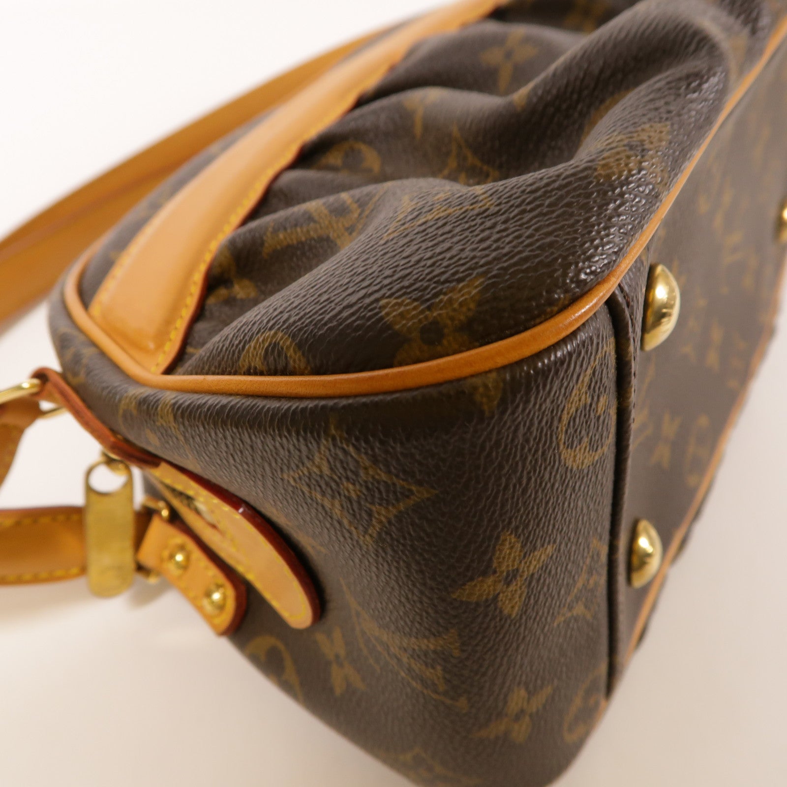 LOUIS VUITTON LV Clara Shoulder Bag M40057 Monogram Brown