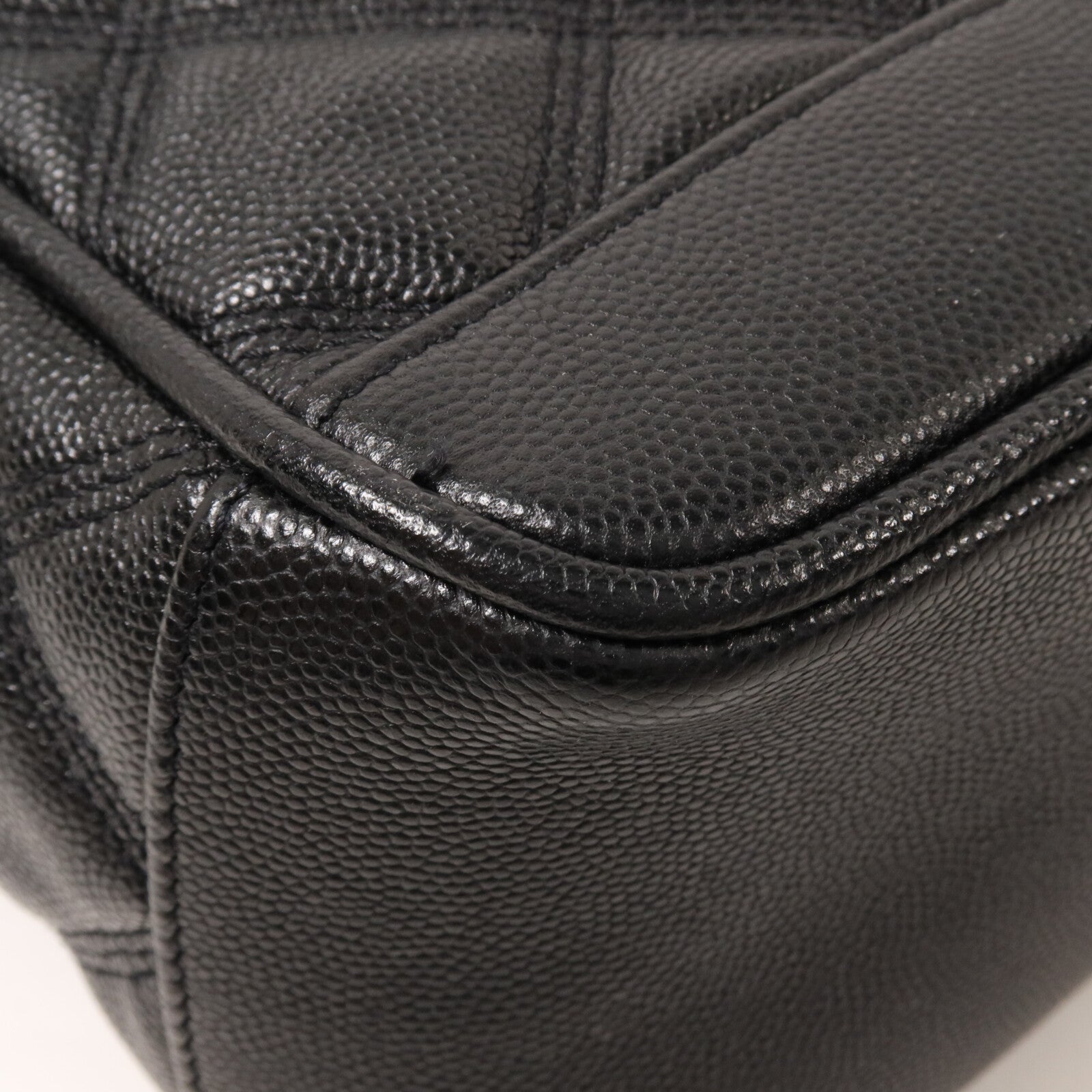SAINT LAURENT 牛皮皮革Grain De Poudre Vanity Case鏈帶肩背袋