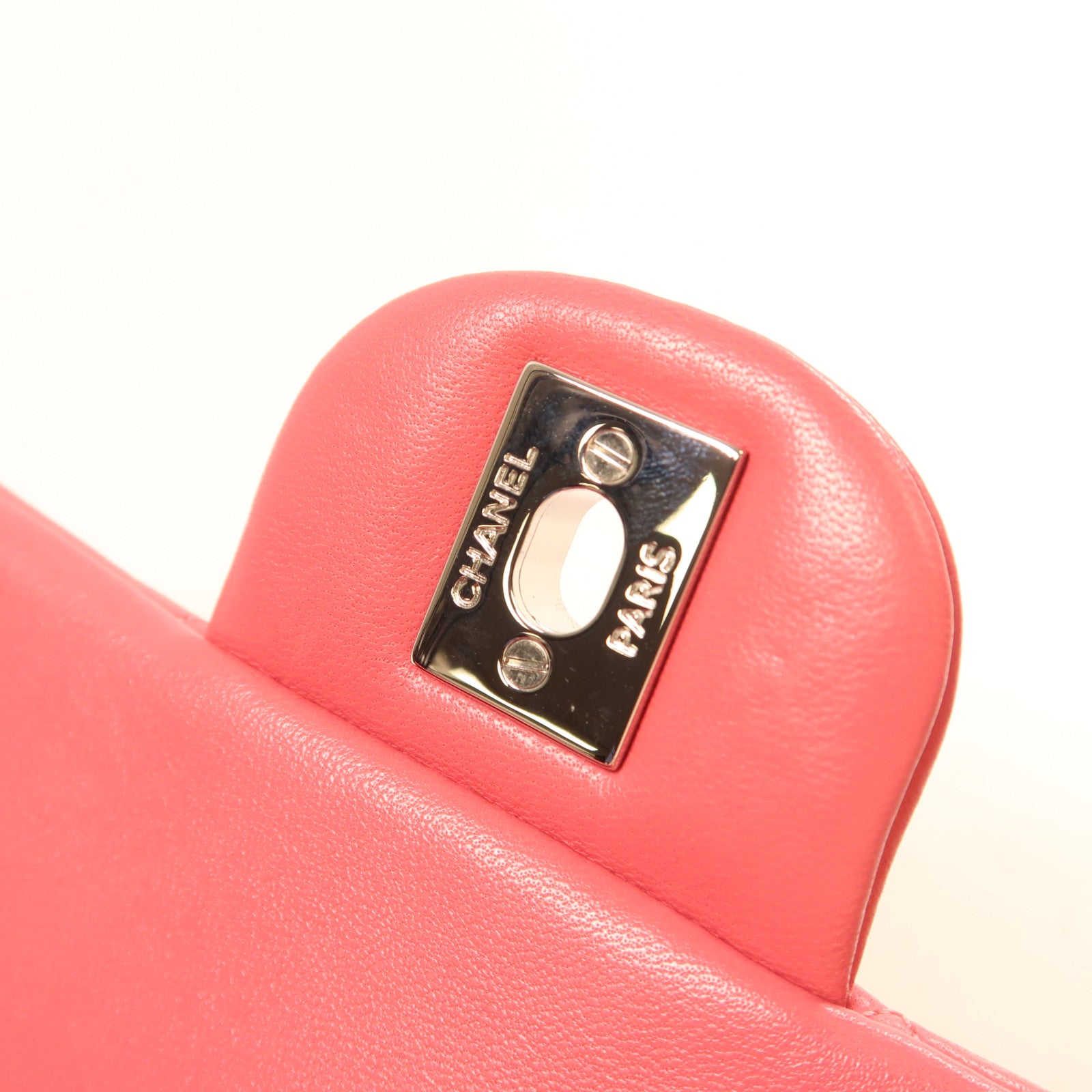 CHANEL 羊皮皮革Mini Classic 20銀扣鏈帶肩背袋粉紅色