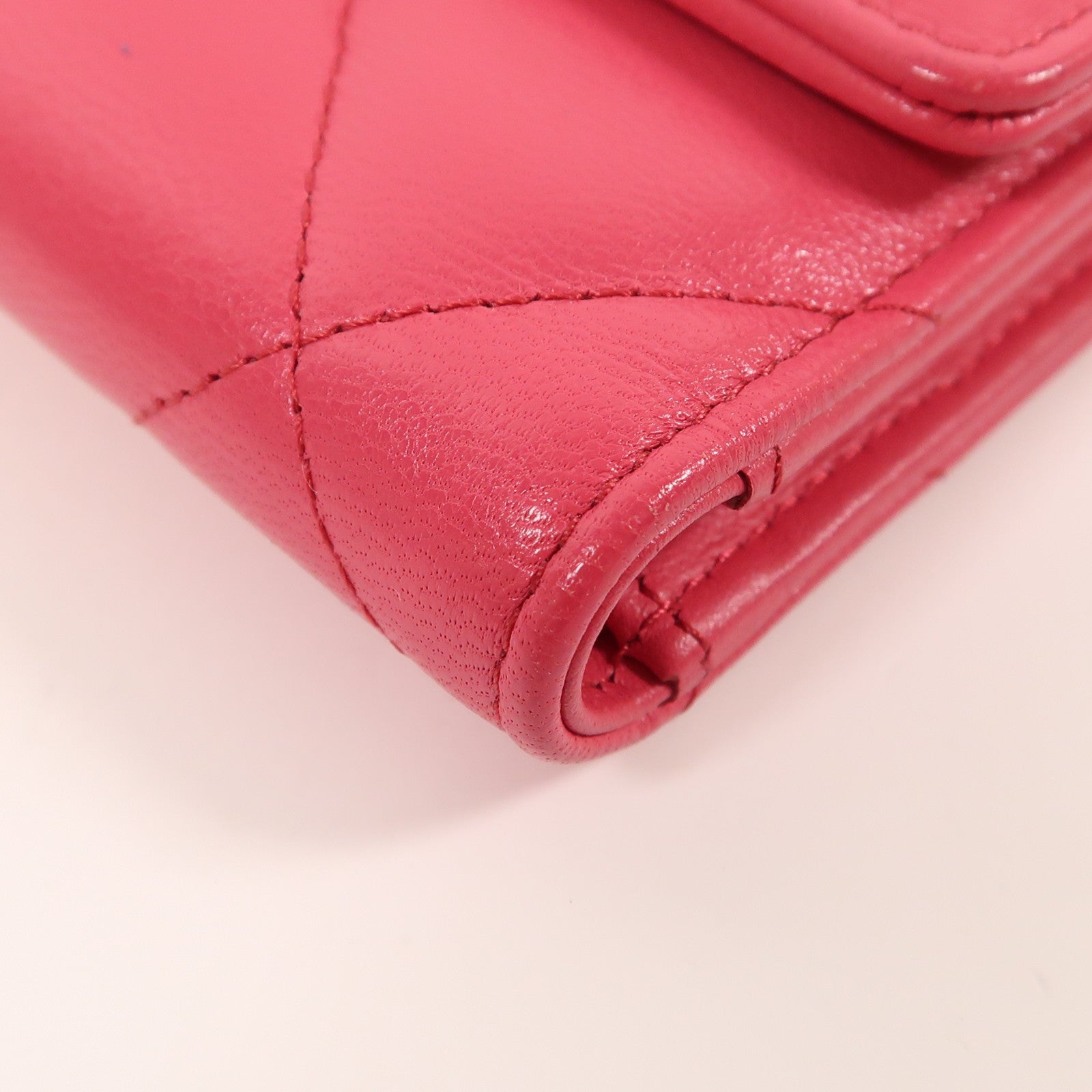 CHANEL 羊皮皮革Chanel 19 Wallet金扣錢包