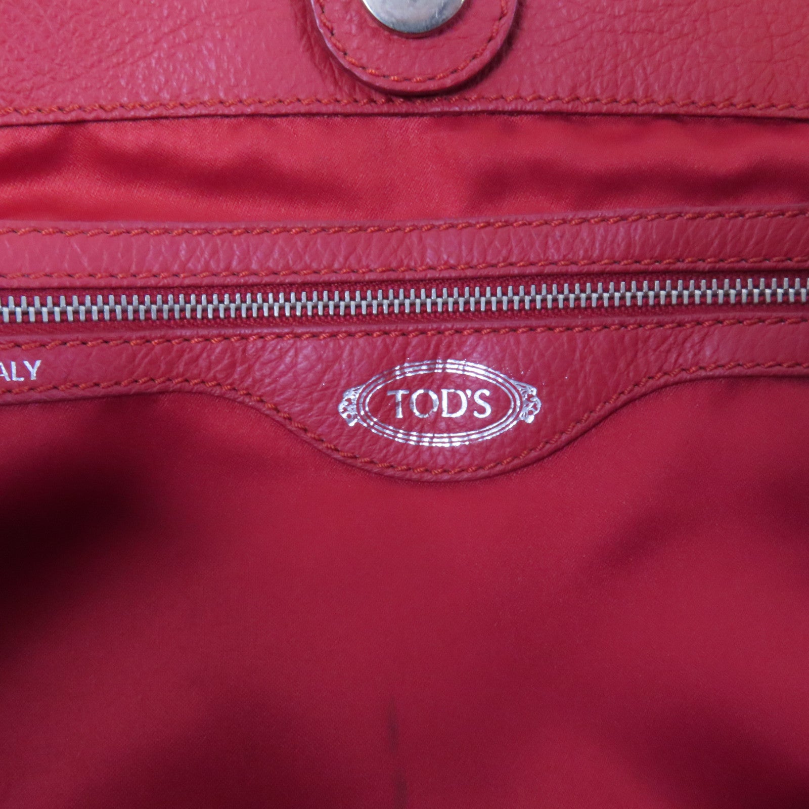 TOD'S 牛皮皮革Shoulder Bag銀扣肩背袋