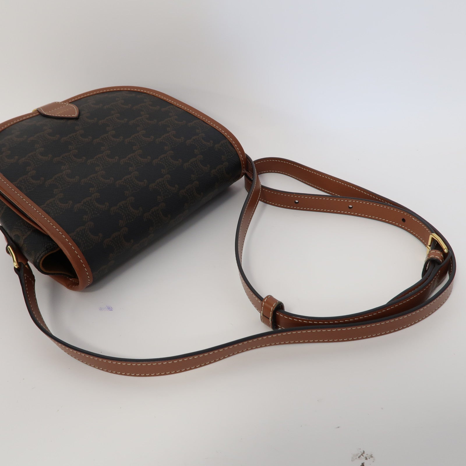 CELINE 塗層帆布Folco Medium金扣肩背袋啡色