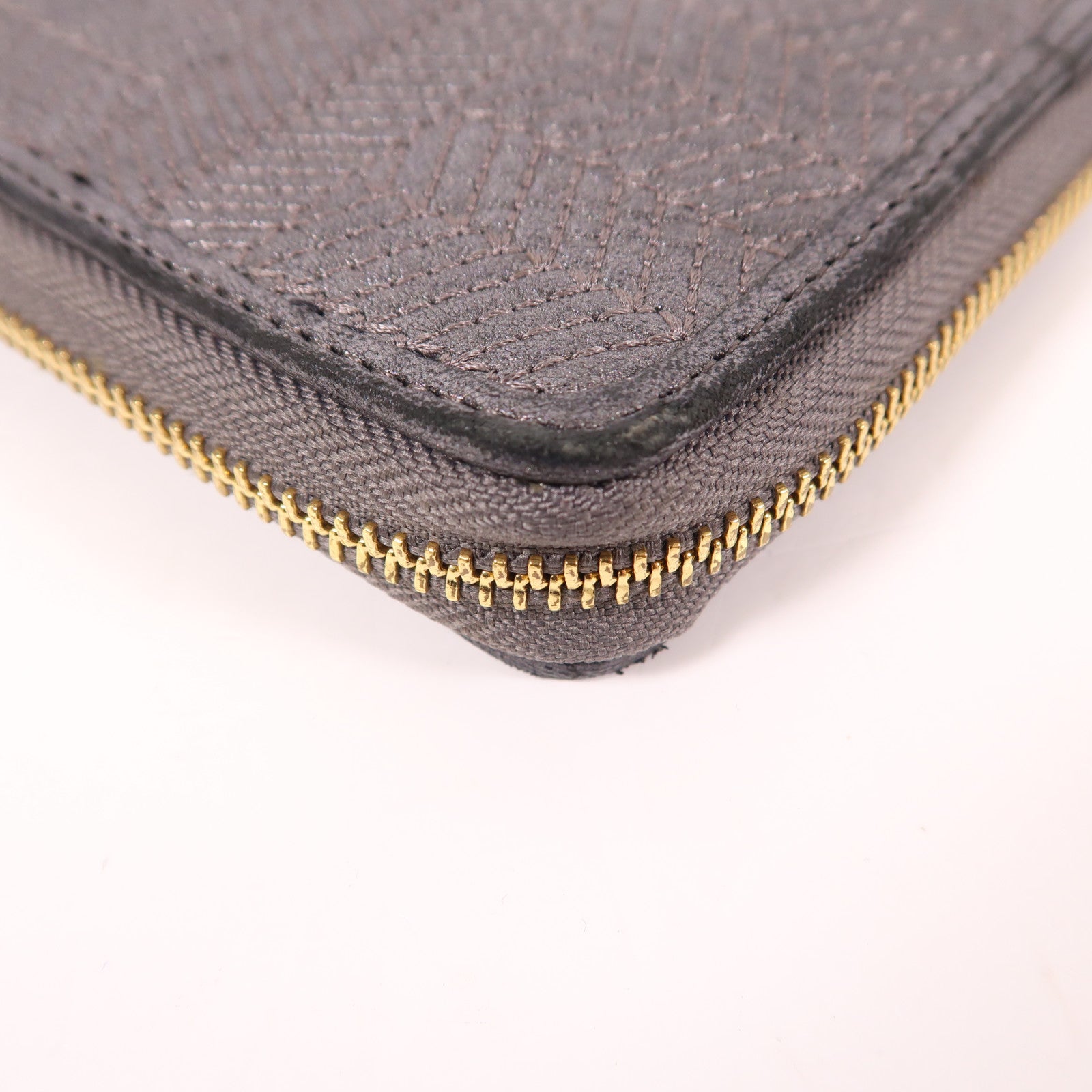 ANYA HINDMARCH 皮革Wallet金扣錢包