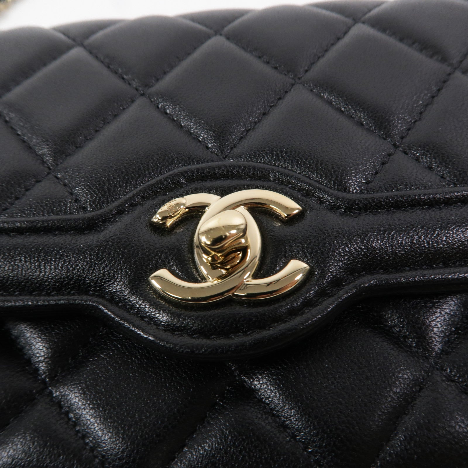 CHANEL 羊皮皮革Clutch With Chain鏈帶肩背袋