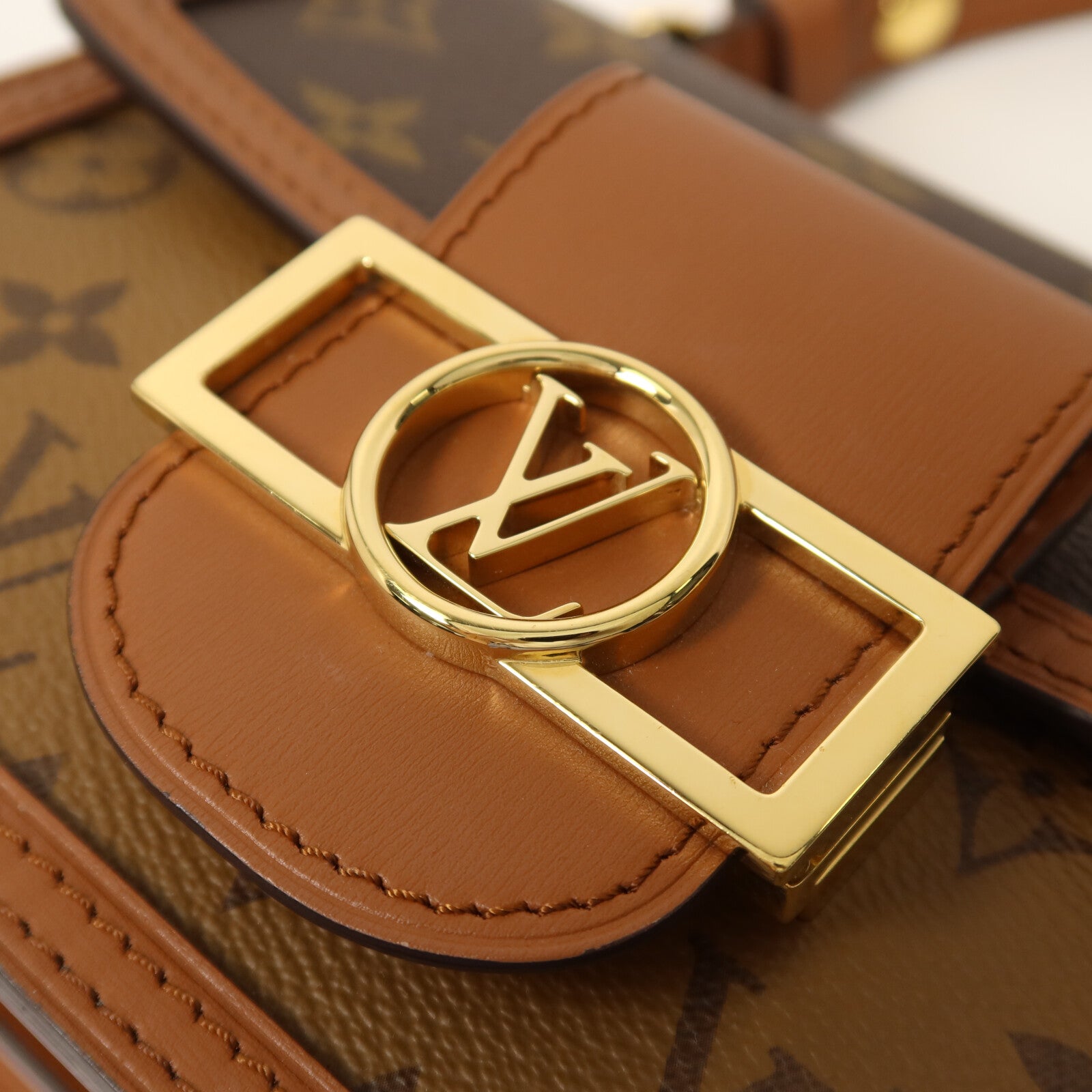 LOUIS VUITTON Monogram Reverse Mini Dauphine肩背袋