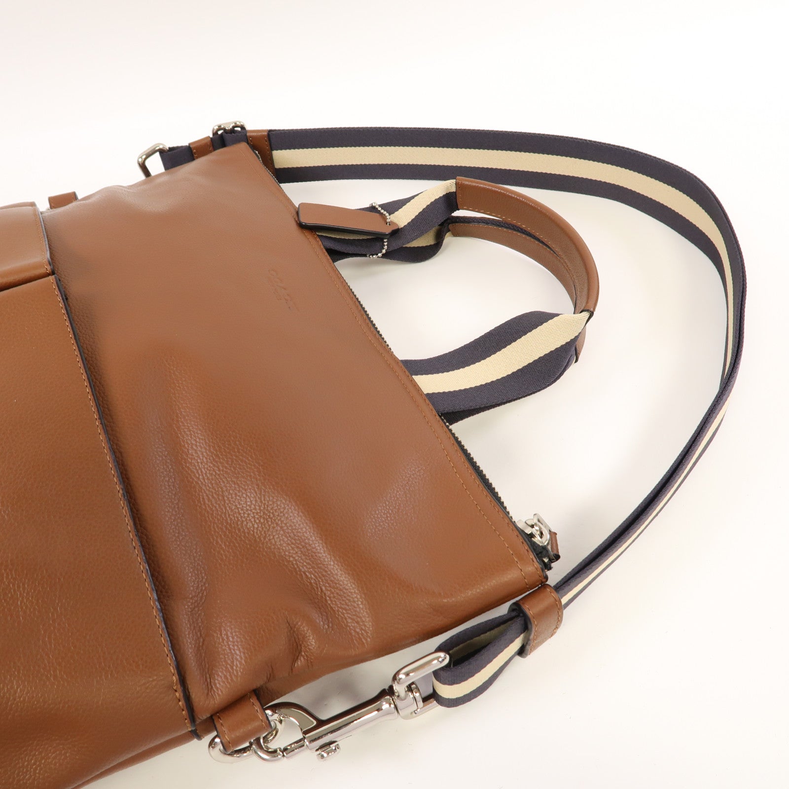 COACH 【激減優惠】牛皮皮革2 Way Shoulder銀扣手挽肩背兩用袋啡色