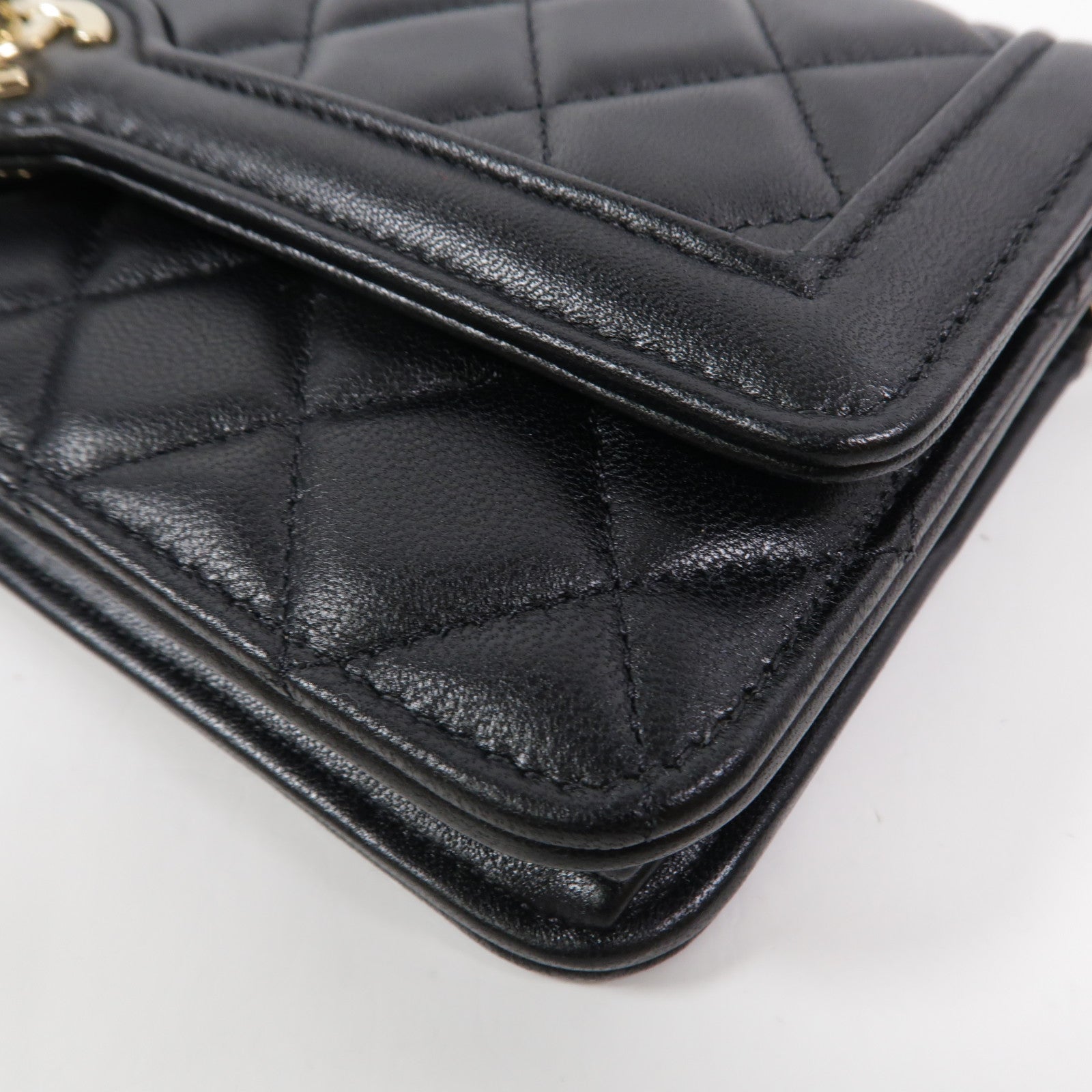 CHANEL 羊皮皮革Clutch With Chain鏈帶肩背袋