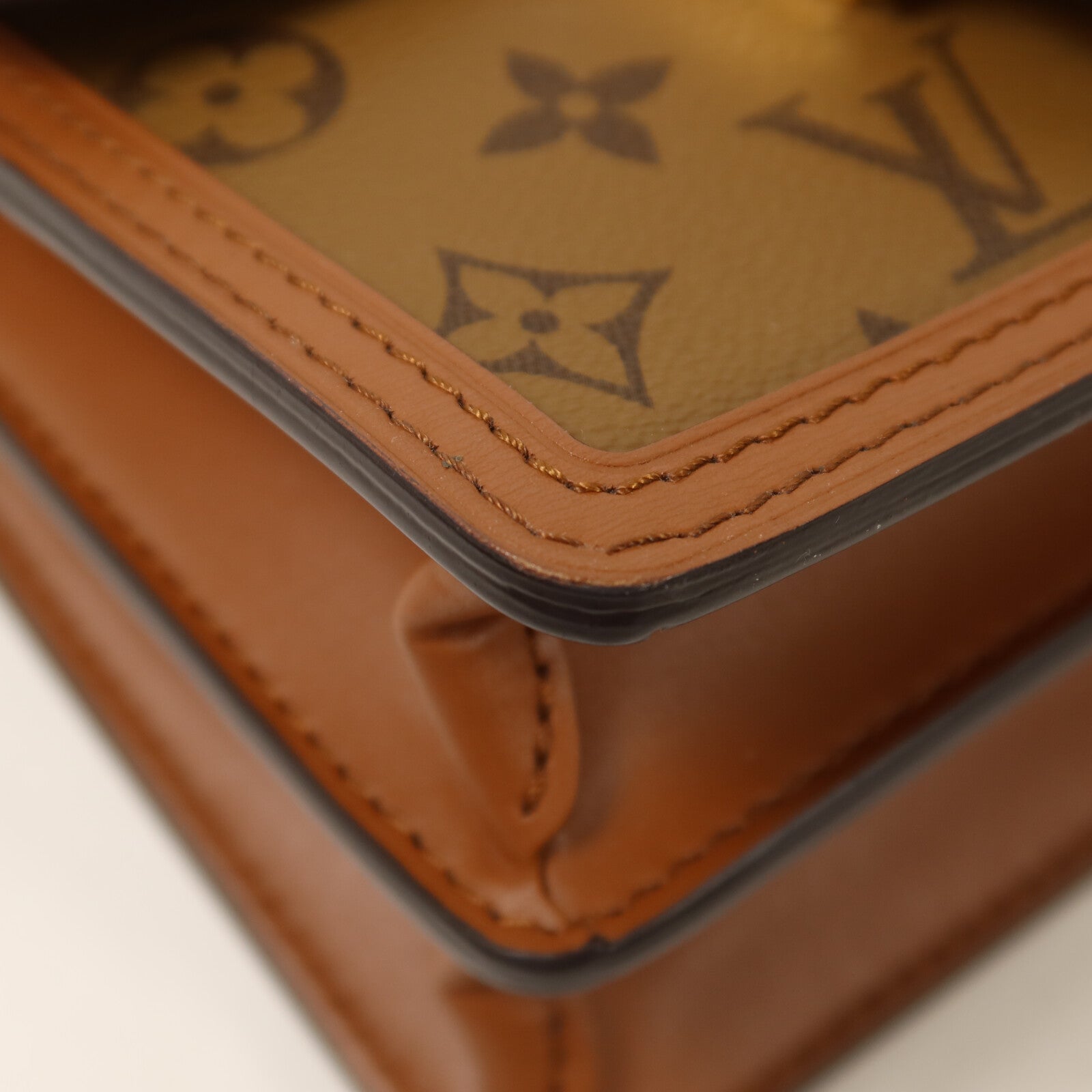 LOUIS VUITTON Monogram Reverse Mini Dauphine肩背袋