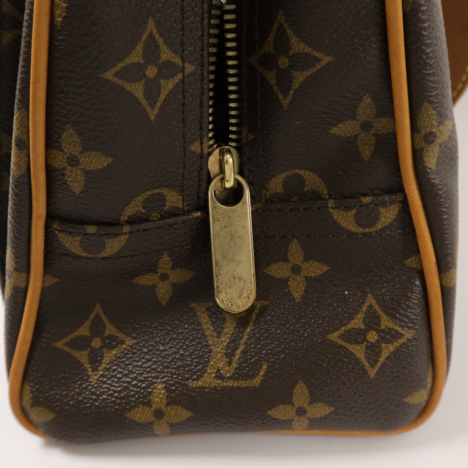 LOUIS VUITTON Monogram Manhattan GM手挽袋