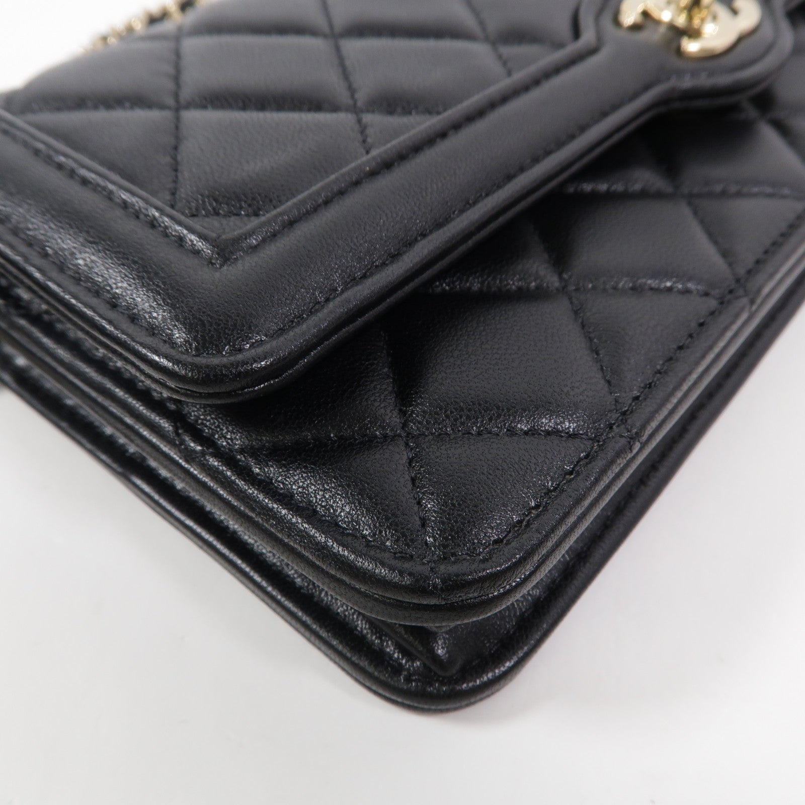 CHANEL 羊皮皮革Clutch With Chain鏈帶肩背袋