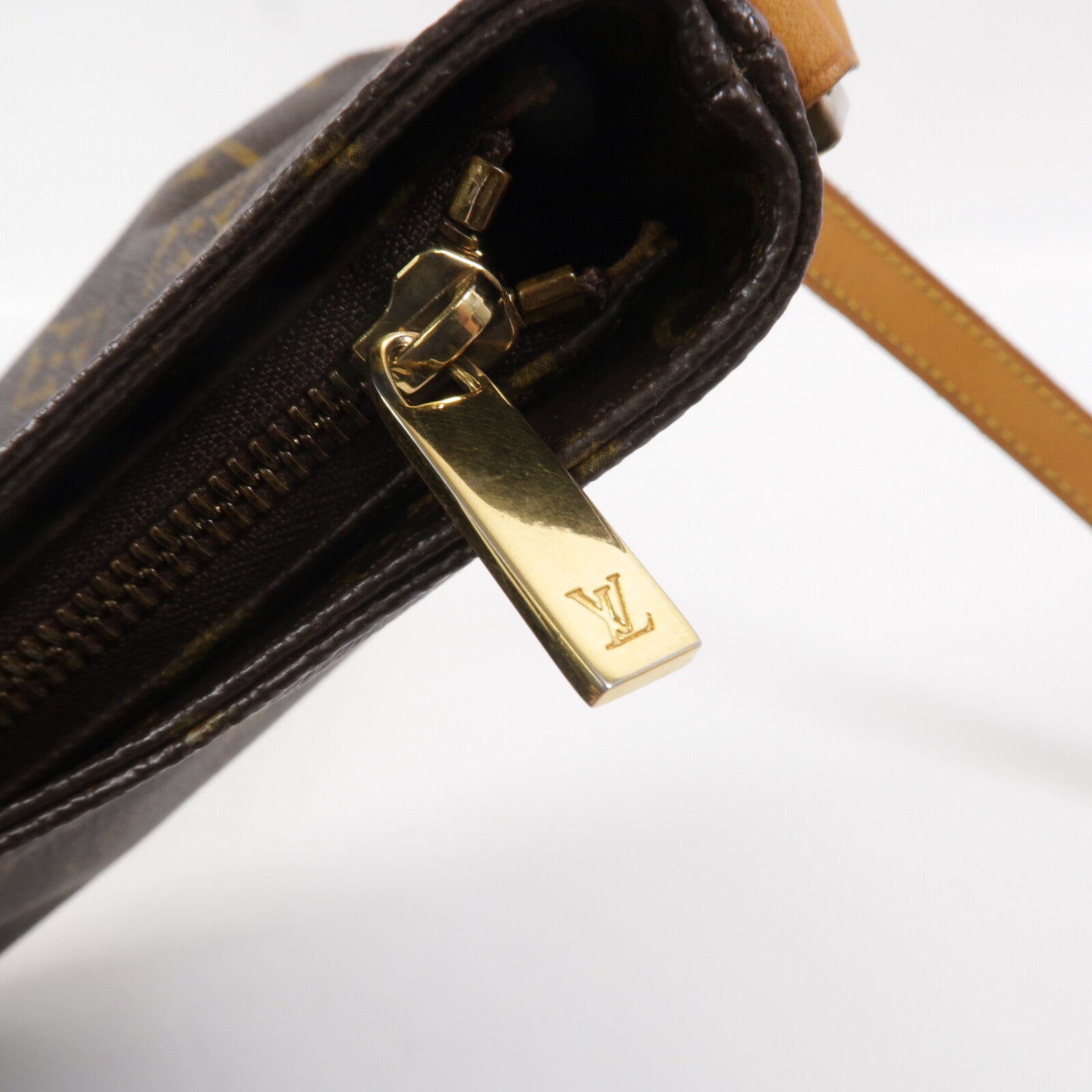 LOUIS VUITTON Monogram Trotteur肩背袋棕色
