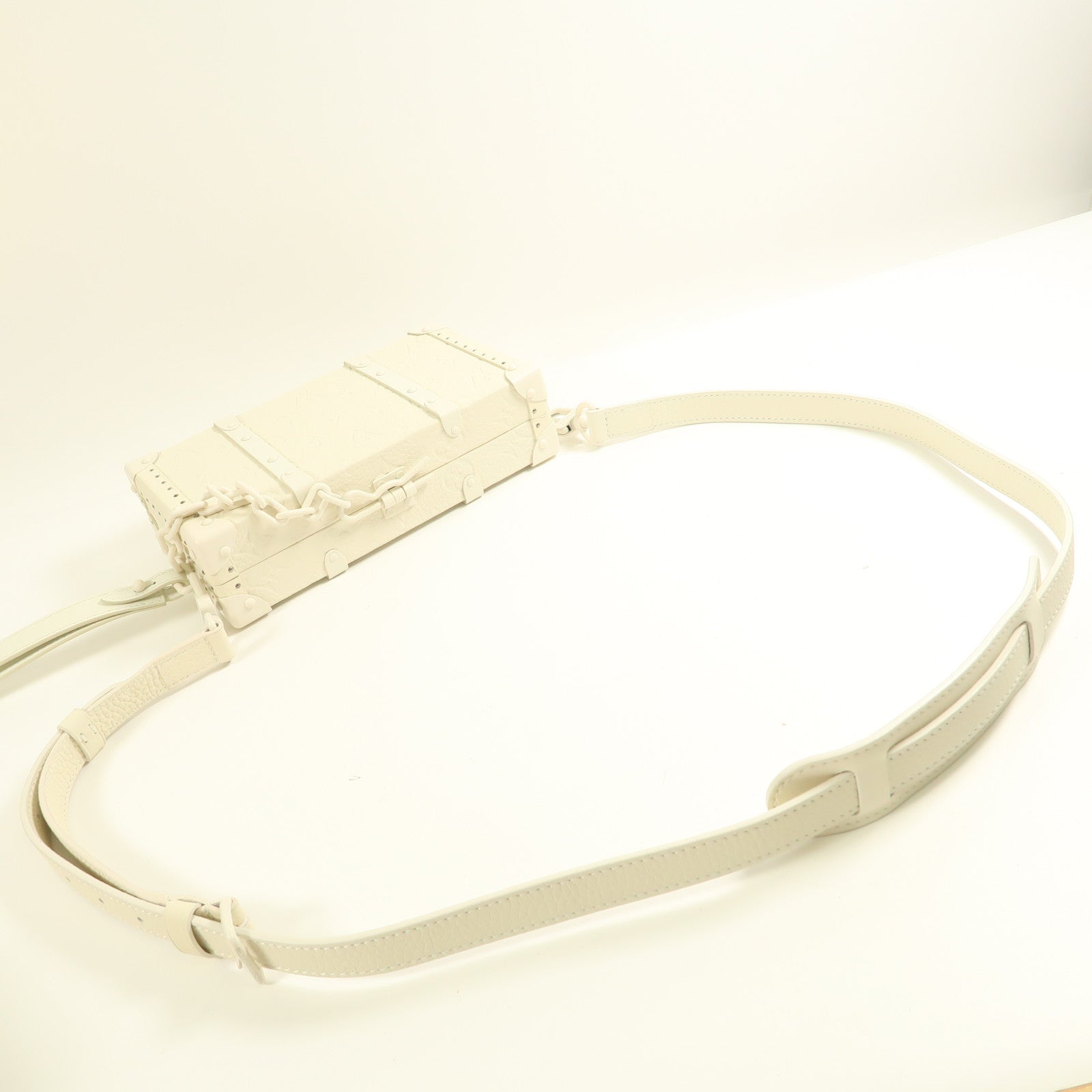LOUIS VUITTON LV Trunk 2Way Shoulder Hand Bag Monogram M20153 White