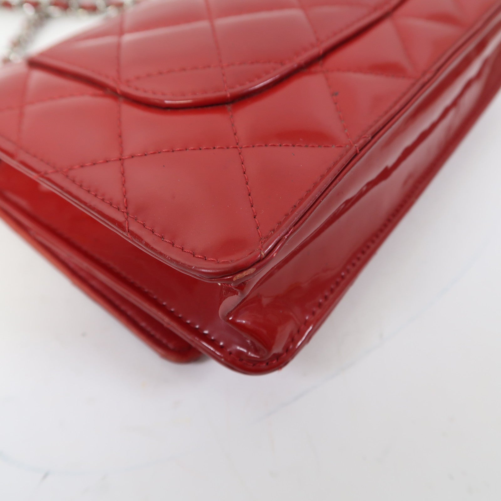 CHANEL 菱格漆皮皮革Wallet On Chain銀扣鏈帶肩背袋紅色